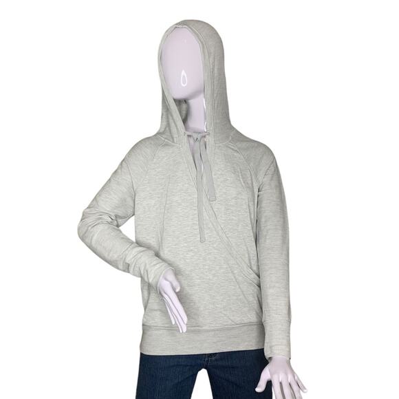 Simply Vera by Vera Wang Hoodie Size Medium Soft Gray Faux Overlap - Picture 1 of 8